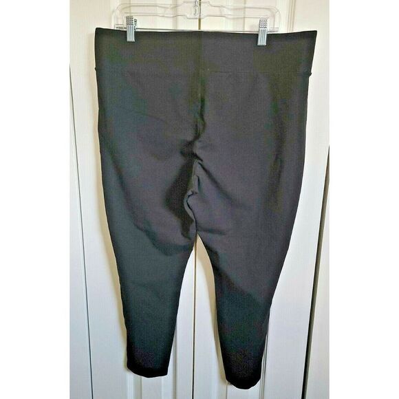 Torrid 2 Ladies Black Slim Fix Leggings Size 2X Stretchy Pull‎ On Comfortable - Picture 4 of 6